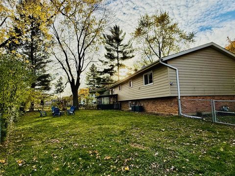 Tiny photo for 293 Wellington Drive, Crystal Lake, IL 60014 (MLS # 12510971)