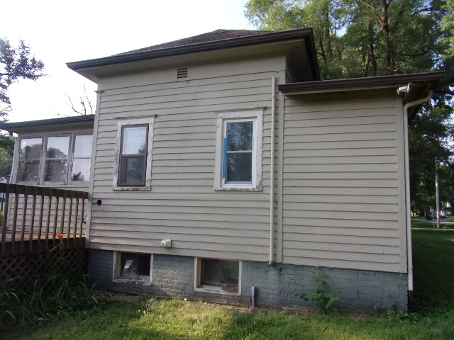 201 E North Street