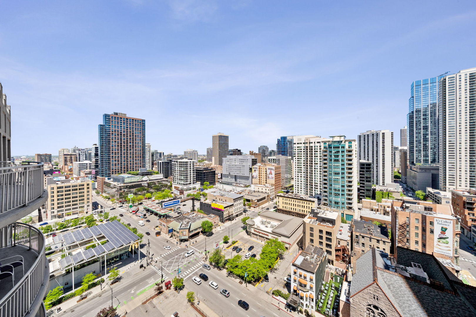 600 N Dearborn Street 2005