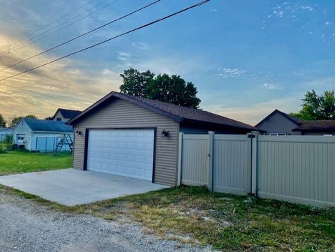 Tiny photo for 108 E 5th Street, Spring Valley, IL 61362 (MLS # 12476207)