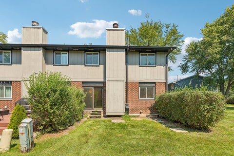 Tiny photo for 1326 Loughborough Court, Wheaton, IL 60189 (MLS # 12741498)