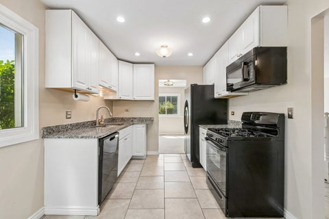Tiny photo for 1326 Loughborough Court, Wheaton, IL 60189 (MLS # 12741498)