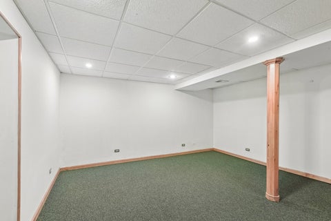 Tiny photo for 1326 Loughborough Court, Wheaton, IL 60189 (MLS # 12741498)