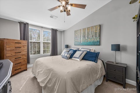 Tiny photo for 1423 Walnut Hill Avenue #1423, St. Charles, IL 60174 (MLS # 12771670)