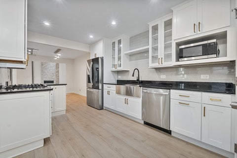 Tiny photo for 14449 Golf Road, Orland Park, IL 60462 (MLS # 12769654)
