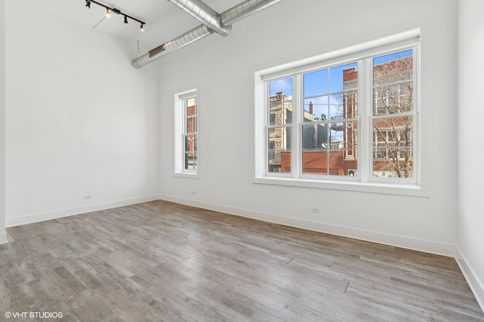 1912 N Milwaukee Avenue 1A