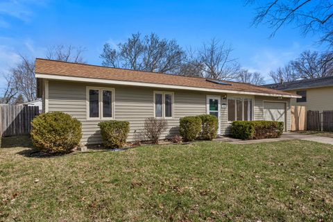 Tiny photo for 2504 Hathaway Drive, Champaign, IL 61821 (MLS # 12588042)