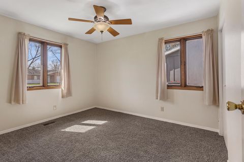 Tiny photo for 2504 Hathaway Drive, Champaign, IL 61821 (MLS # 12588042)