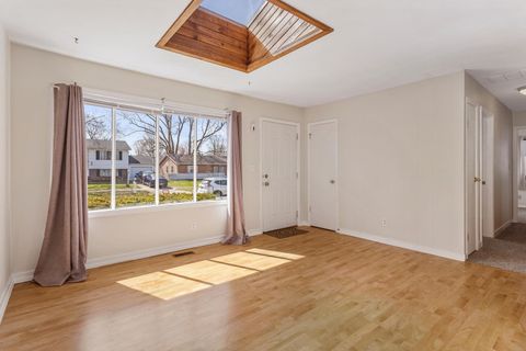 Tiny photo for 2504 Hathaway Drive, Champaign, IL 61821 (MLS # 12588042)