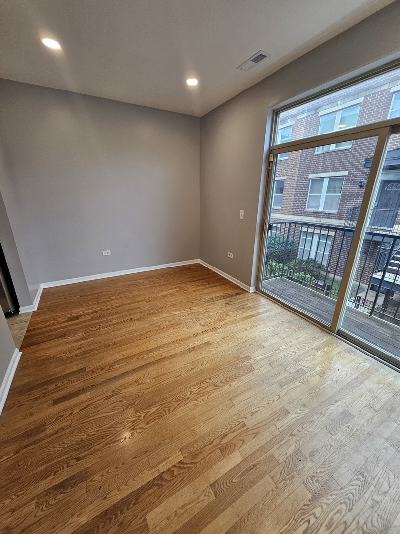 736 S Kedzie Avenue 2