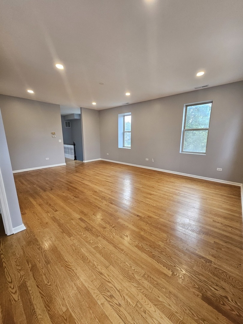 736 S Kedzie Avenue 2