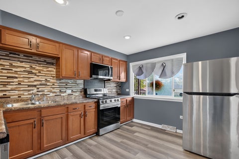Tiny photo for 2752 Tennyson Place, Hazel Crest, IL 60429 (MLS # 12783828)