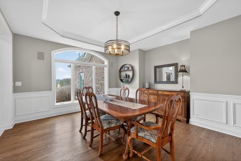 Tiny photo for 38W509 Golfview Court, St. Charles, IL 60175 (MLS # 12585478)