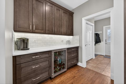 Tiny photo for 38W509 Golfview Court, St. Charles, IL 60175 (MLS # 12585478)