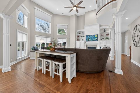 Tiny photo for 38W509 Golfview Court, St. Charles, IL 60175 (MLS # 12585478)