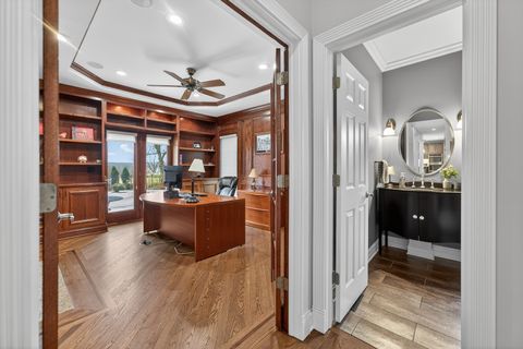 Tiny photo for 38W509 Golfview Court, St. Charles, IL 60175 (MLS # 12585478)