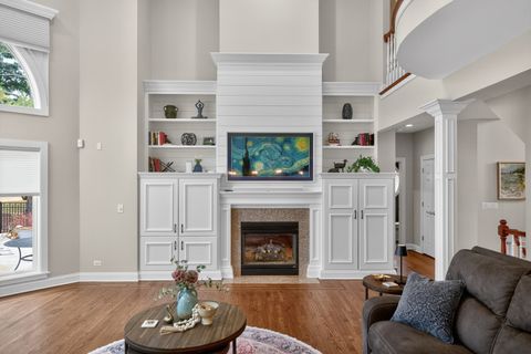 Tiny photo for 38W509 Golfview Court, St. Charles, IL 60175 (MLS # 12585478)