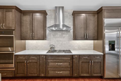 Tiny photo for 38W509 Golfview Court, St. Charles, IL 60175 (MLS # 12585478)