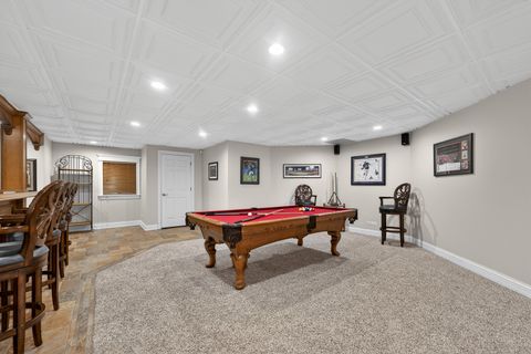 Tiny photo for 38W509 Golfview Court, St. Charles, IL 60175 (MLS # 12585478)