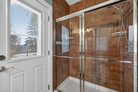 Tiny photo for 38W509 Golfview Court, St. Charles, IL 60175 (MLS # 12585478)