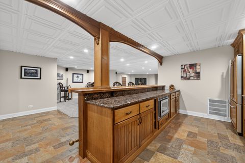 Tiny photo for 38W509 Golfview Court, St. Charles, IL 60175 (MLS # 12585478)