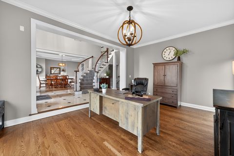 Tiny photo for 38W509 Golfview Court, St. Charles, IL 60175 (MLS # 12585478)