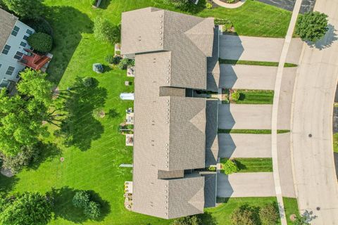 Tiny photo for 1245 Prairie View Parkway, Cary, IL 60013 (MLS # 12636628)