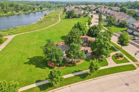 Tiny photo for 1245 Prairie View Parkway, Cary, IL 60013 (MLS # 12636628)