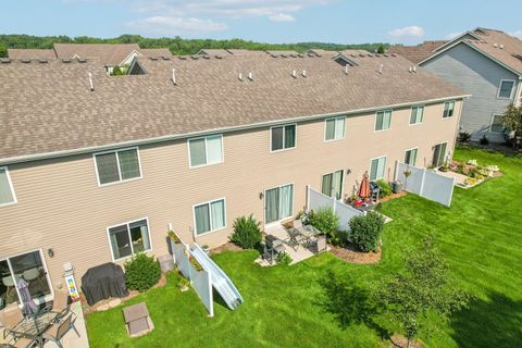 Tiny photo for 1245 Prairie View Parkway, Cary, IL 60013 (MLS # 12636628)
