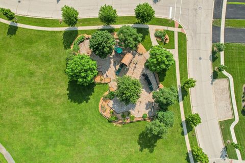 Tiny photo for 1245 Prairie View Parkway, Cary, IL 60013 (MLS # 12636628)