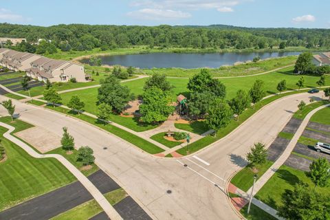 Tiny photo for 1245 Prairie View Parkway, Cary, IL 60013 (MLS # 12636628)