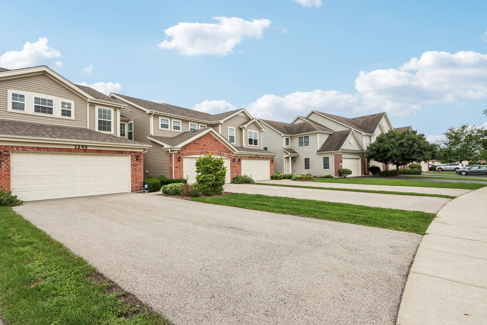 1245 Prairie View Parkway
