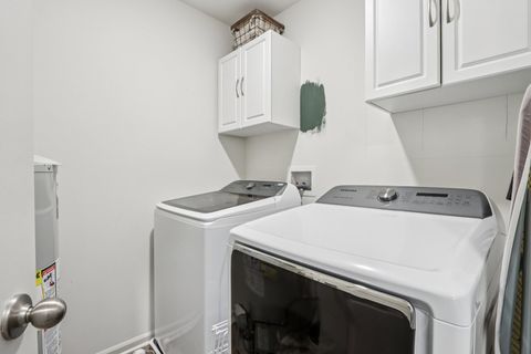 Tiny photo for 1245 Prairie View Parkway, Cary, IL 60013 (MLS # 12636628)
