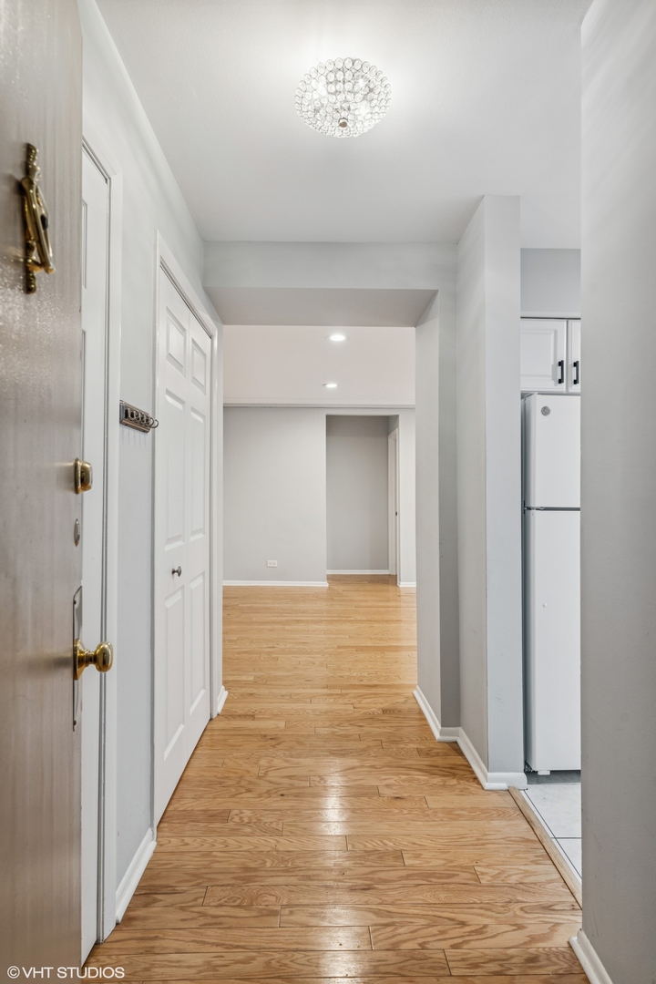 2336 N Commonwealth Avenue 108
