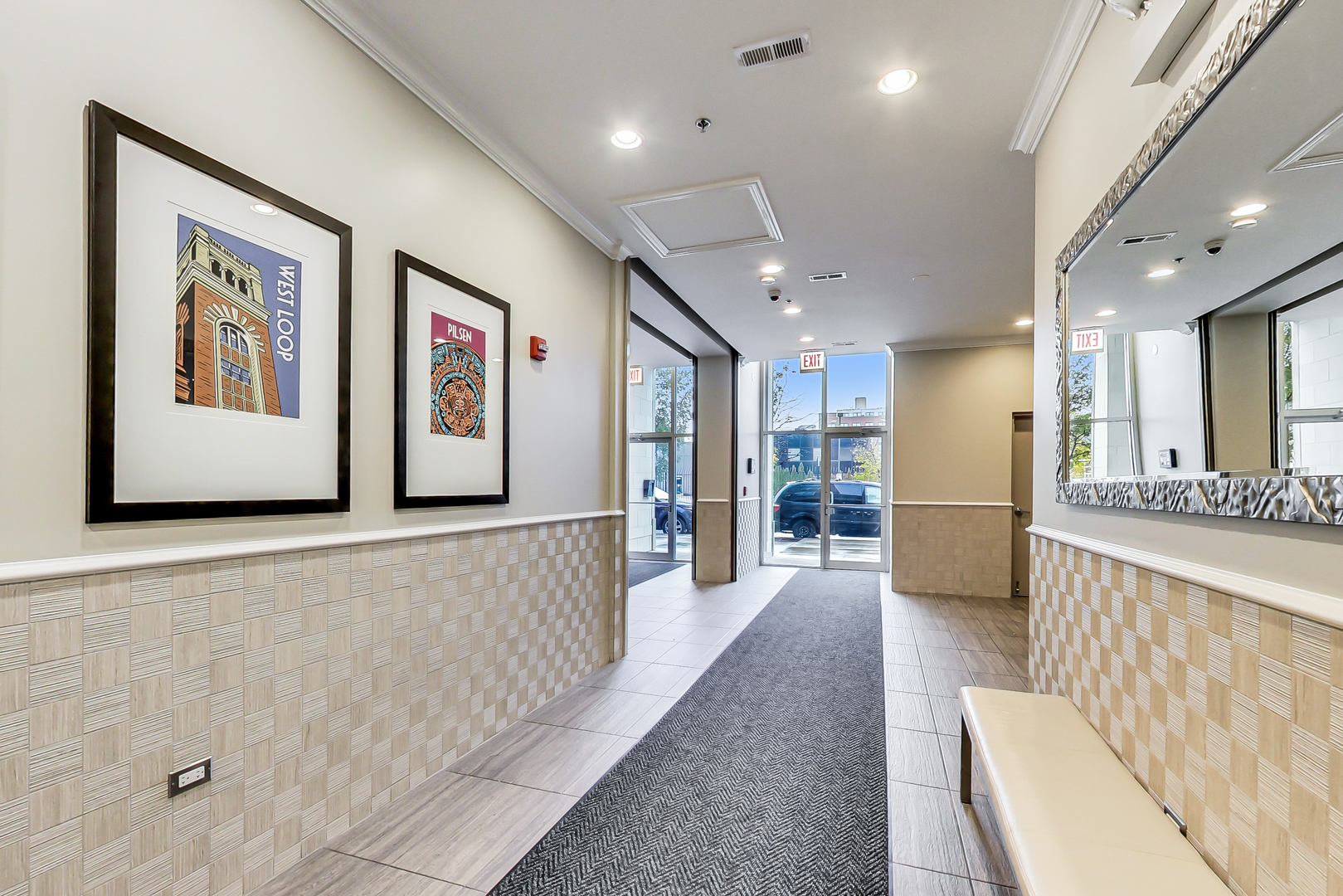 1249 W Madison Street 409