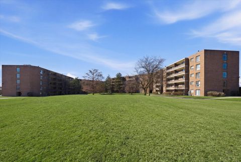 Tiny photo for 5 E Carriageway Drive #308, Hazel Crest, IL 60429 (MLS # 12591709)