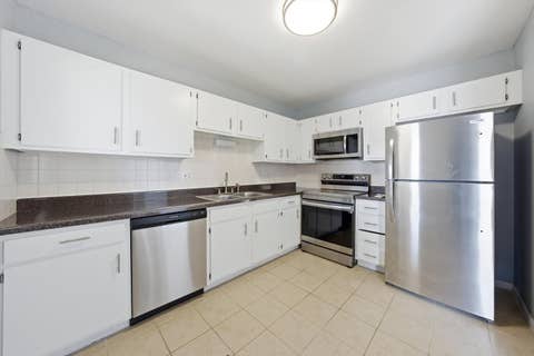Tiny photo for 5 E Carriageway Drive #308, Hazel Crest, IL 60429 (MLS # 12591709)