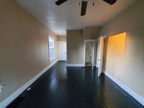 Tiny photo for 806 W Walnut St Street, Carbondale, IL 62901 (MLS # EB458604)