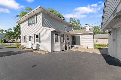 Tiny photo for 2410 Sigwalt Street, Rolling Meadows, IL 60008 (MLS # 12460598)
