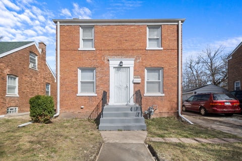 Photo of 228 E 140th Place, Dolton, IL 60419 (MLS # 12688401)