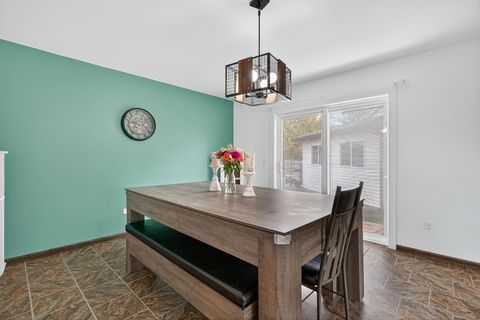 Tiny photo for 336 Oakhill Court, Antioch, IL 60002 (MLS # 12499914)