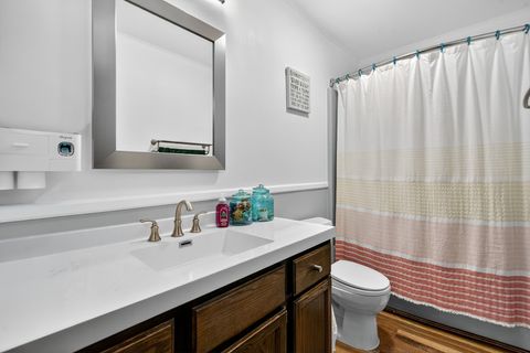 Tiny photo for 336 Oakhill Court, Antioch, IL 60002 (MLS # 12499914)