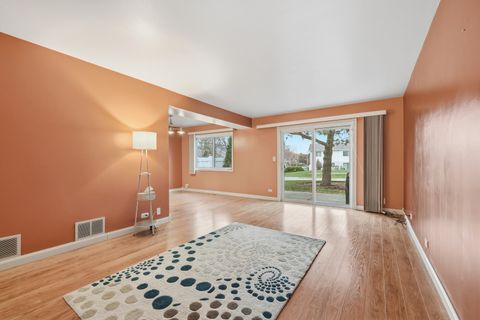 Tiny photo for 632 Spinnaker Point #113f, Schaumburg, IL 60194 (MLS # 12522382)
