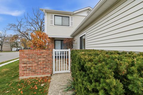 Tiny photo for 632 Spinnaker Point #113f, Schaumburg, IL 60194 (MLS # 12522382)