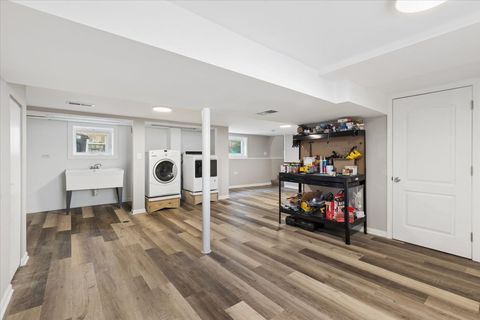 Tiny photo for 753 Newcastle Avenue, Westchester, IL 60154 (MLS # 12592926)