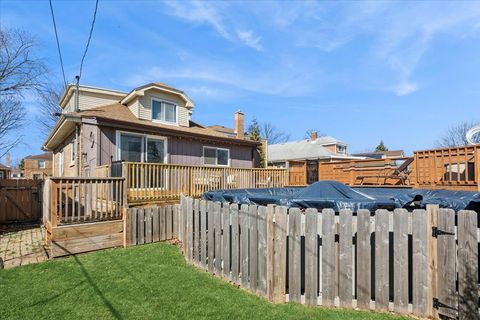 Tiny photo for 753 Newcastle Avenue, Westchester, IL 60154 (MLS # 12592926)