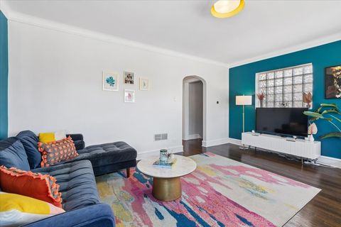 Tiny photo for 753 Newcastle Avenue, Westchester, IL 60154 (MLS # 12592926)