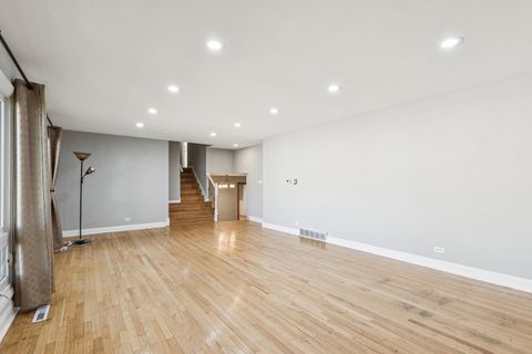 Tiny photo for 510 Dulles Road, Des Plaines, IL 60016 (MLS # 12474774)