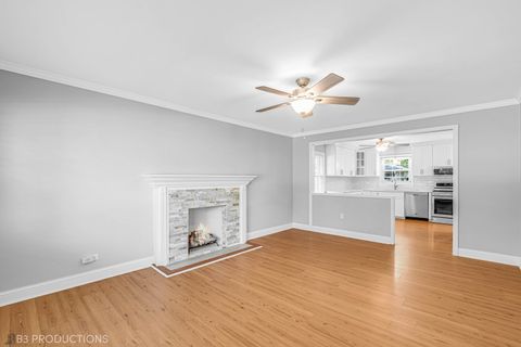 Tiny photo for 5825 109th Street, Chicago Ridge, IL 60415 (MLS # 12478238)