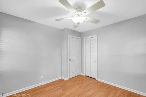 Tiny photo for 5825 109th Street, Chicago Ridge, IL 60415 (MLS # 12478238)